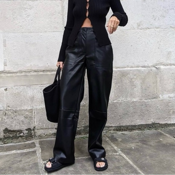 Zara Wide Leg Faux Leather Pants Size Medium Carpenter Utility‎ Style Black NWT - Picture 1 of 14